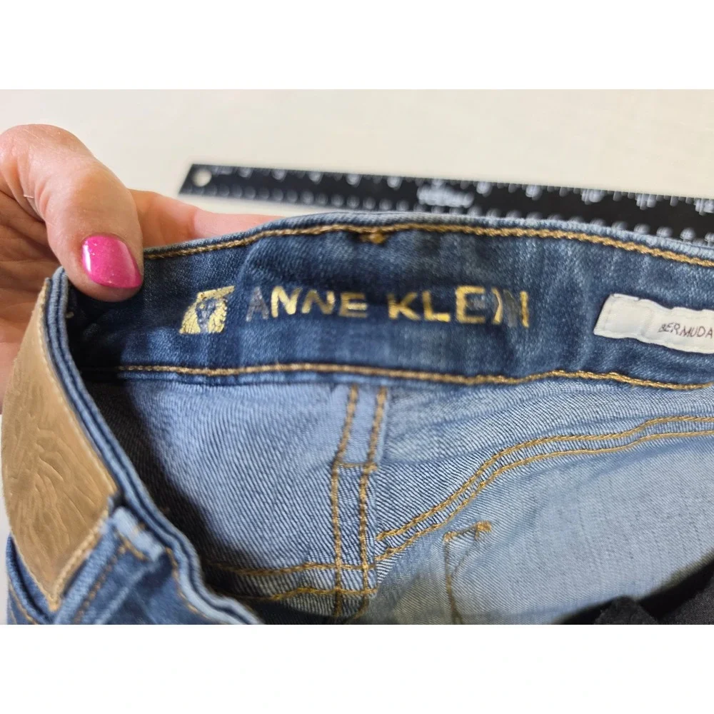 Anne Klein Bermuda Denim Shorts Dark Wash Raw Hem Stretch Size 10